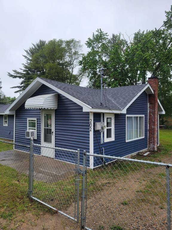 House  Houghton Lake