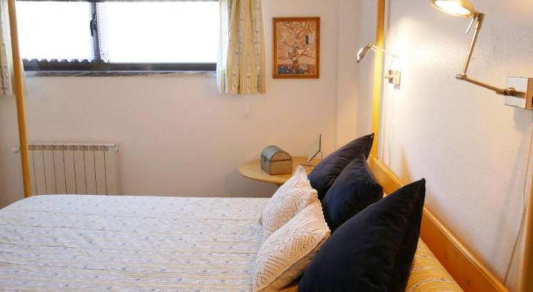 Rental apartment with 2 rooms for 6 persons in Leiria