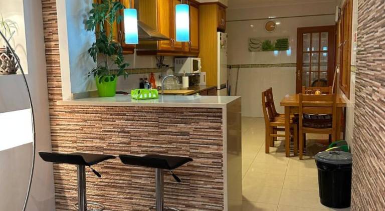Pleasant house with terrace, barbeque & private pool | Pets allowed — photo 4