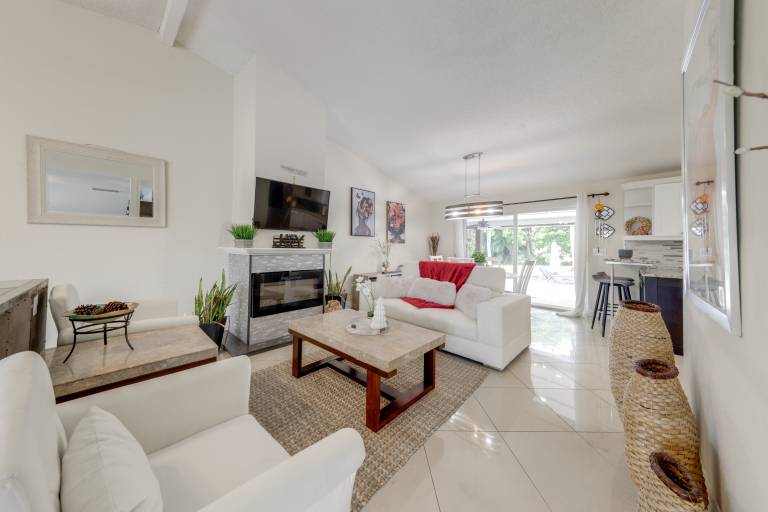 Fishing Dock & Canal Views: Fort Lauderdale Home! — photo 3