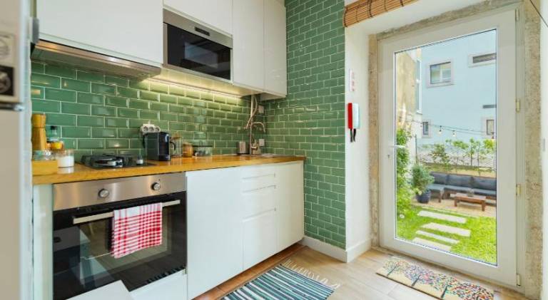 Apartment with terrace — photo 2