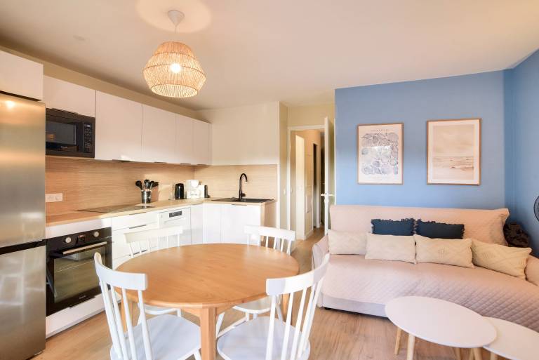 Beautiful apartment with terrace & pool | Pets are welcome — photo 2