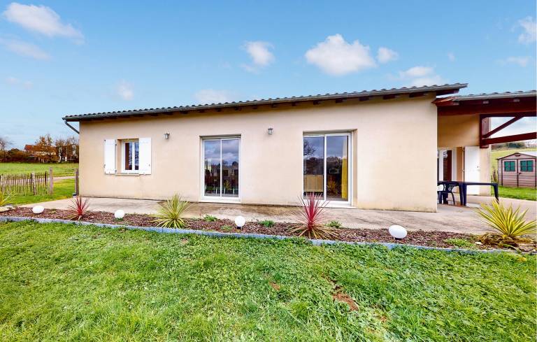 Maison de vacances Piégut-Pluviers