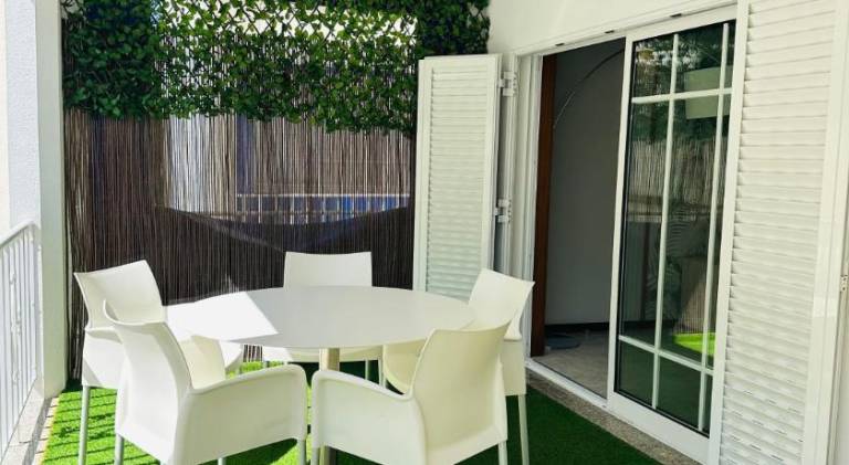 Apartment with terrace, yard & pool — photo 5