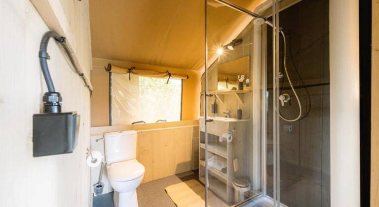Charming house with hot tub & pool | Pet-friendly — photo 2