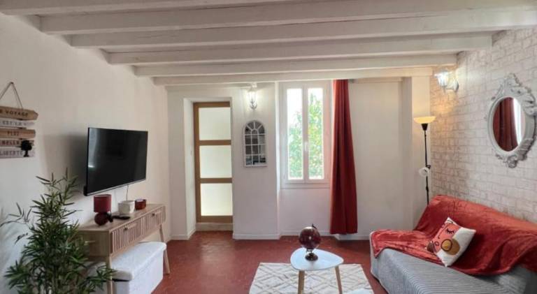 Rental apartment with 1 room for 4 persons in Avignon