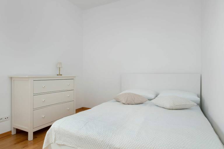 Sea Towers 204 Gdynia Spacious Apartment Parking By the Port — photo 4