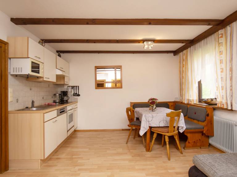 Holiday apartment with garden — photo 3