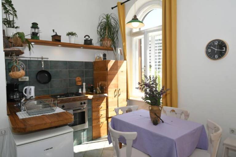 Rental apartment with 1 room for 4 persons — photo 4