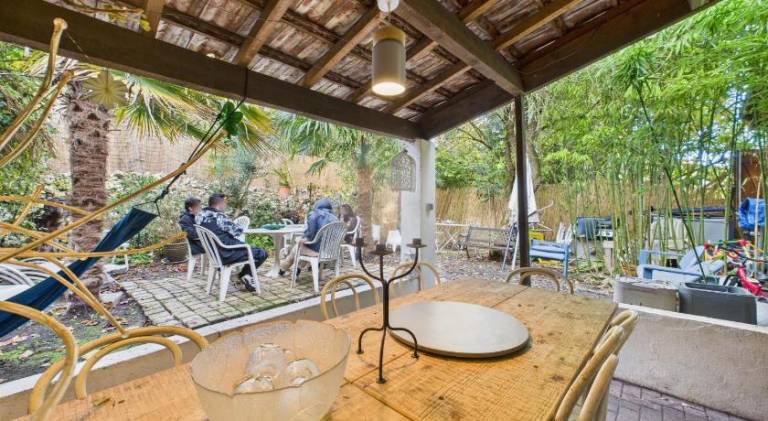 Villa with 5 rooms for 12 persons — photo 2