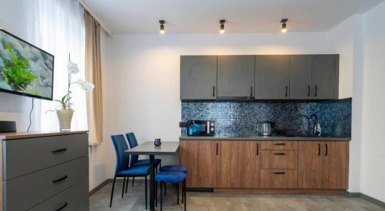 Beautiful apartment with yard | Pets allowed — photo 3