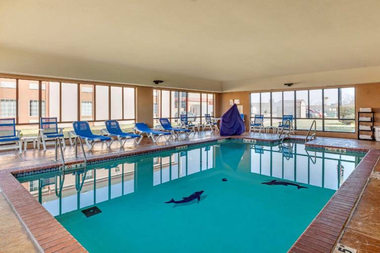 Comfort Inn & Suites Pauls Valley - City Lake — photo 2