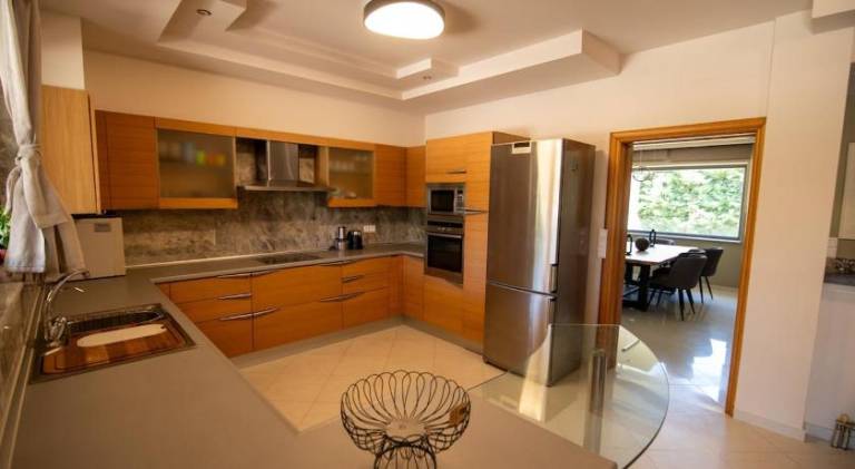 Fully equipped villa with yard, terrace & barbecue | Pets are welcome — photo 4