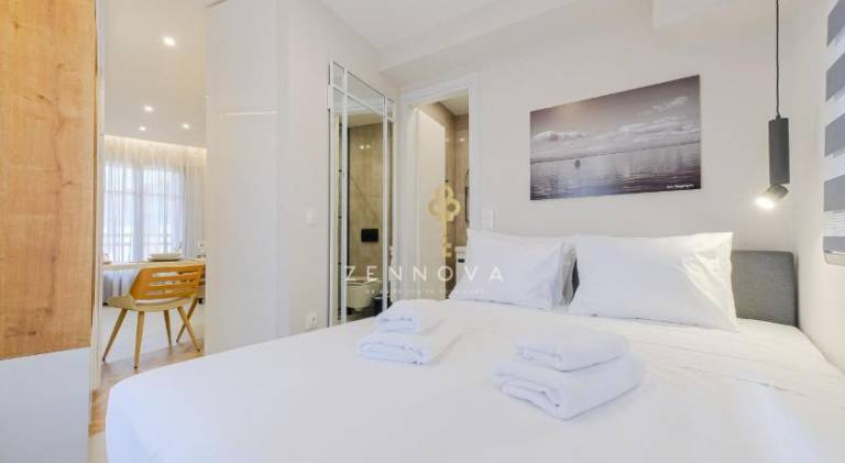 Zennova 72 Tsinari Luxury Suite - Private Parking — photo 2