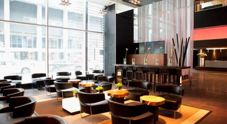 Le Germain Hotel Maple Leaf Square — photo 2