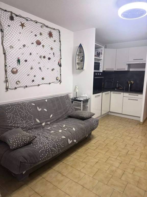 Apartment with terrace in La Grande-Motte