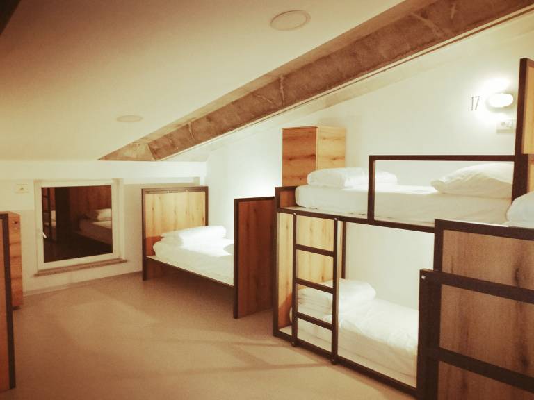 Hostel Solkan