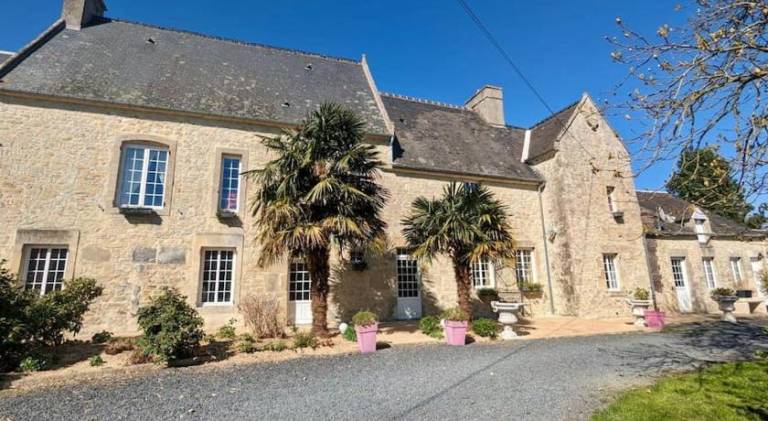 Big house | Dogs allowed in Bayeux