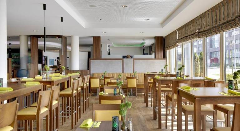 Holiday Inn Express Bremen Airport By IHG — photo 2