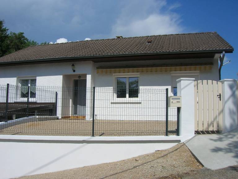 Maison de vacances  Doucier