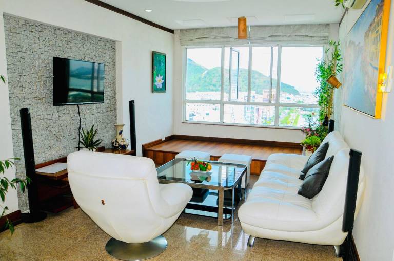 Apartment with 3 rooms for 8 persons in Quy Nhon