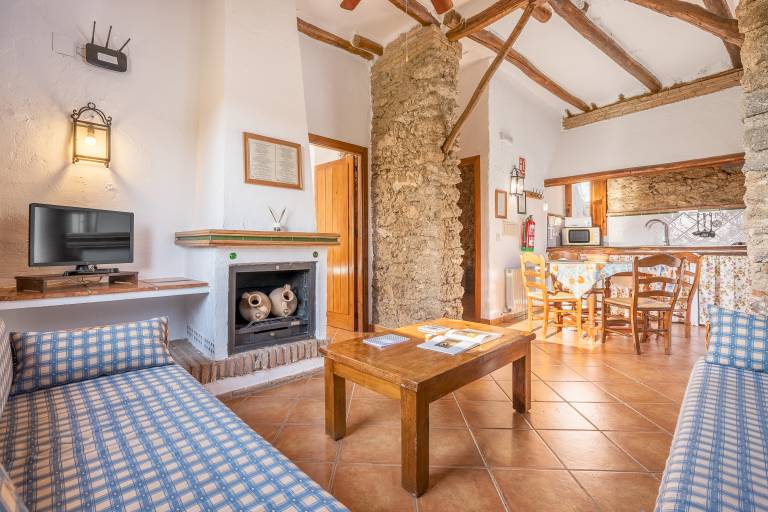 Apartment 'El Granero' with Mountain Views, Shared Pool and Wi-Fi — photo 4
