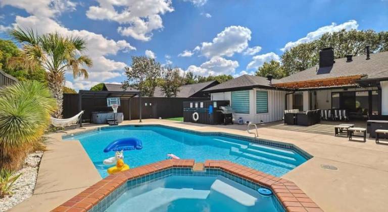 House with pool | Good for workation in Plano, TX