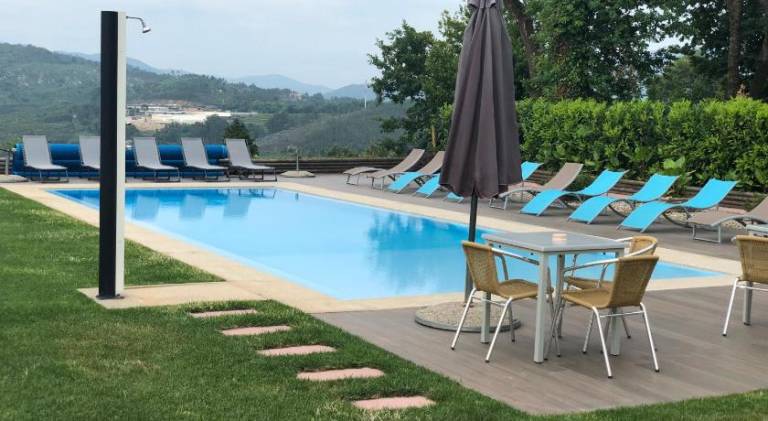 Vacation home with pool, jacuzzi & patio — photo 2