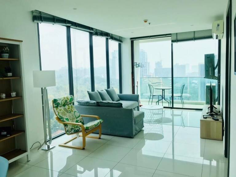 Condo Na Kluea