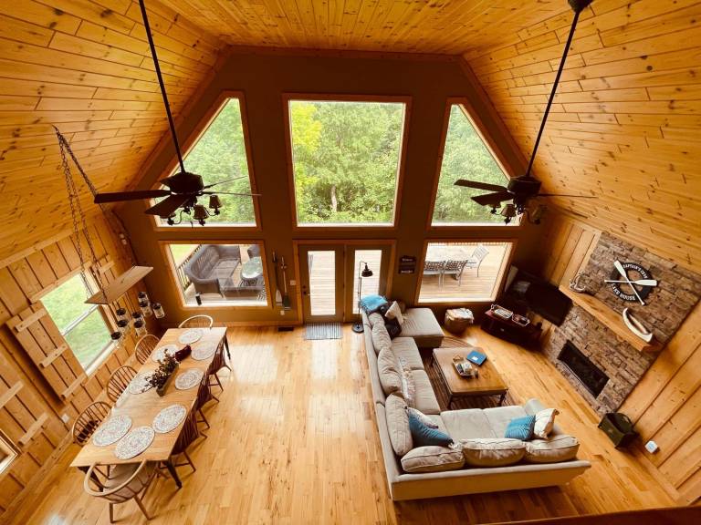 House Nolin Lake