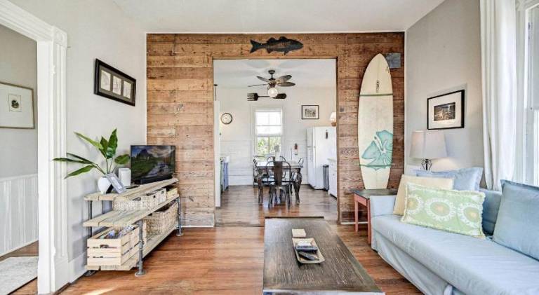 Vacation home with garden & patio | Perfect for remote work in Galveston, TX
