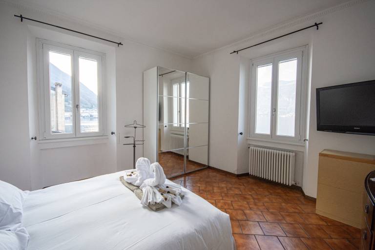 Family-oriented charming rental apartment with terrace & garden | Garden view | Suitable for remote work | Pets allowed — photo 4