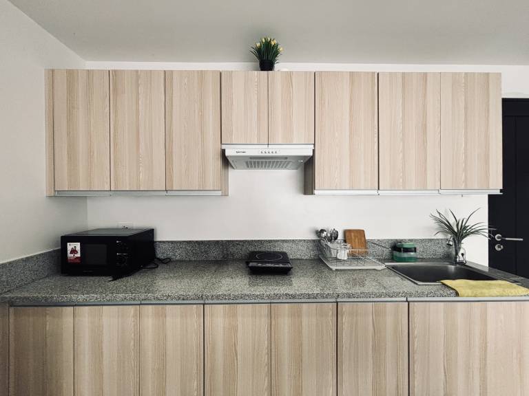 Family-oriented lovely rental apartment with pool | Pets are welcome — photo 3