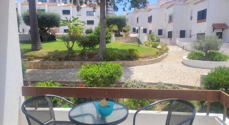 Wonderful holiday apartment with patio, private pool & garden | Pet-friendly — photo 4