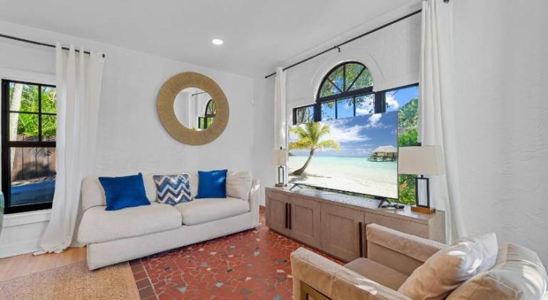 House with pool | Good for workation in West Palm Beach, FL