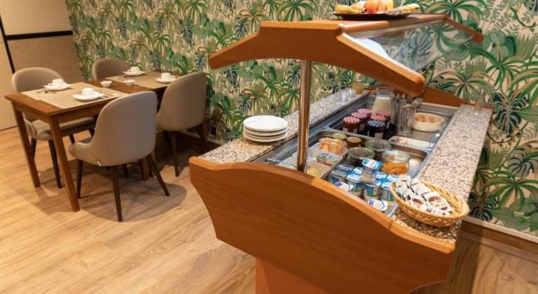 Cit'Hotel - Hotel Le Cedre — photo 3