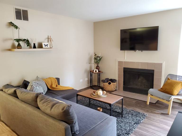Condo Lombard