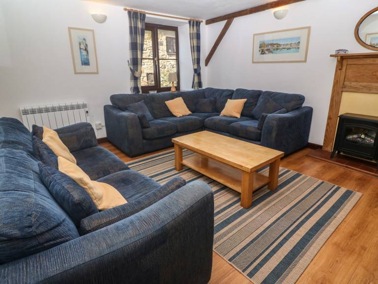 Family-friendly cottage with garden & pool | Beach view | Dogs allowed — photo 3