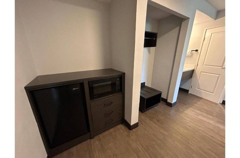 Studio 6 Suites Gardena, CA — photo 5