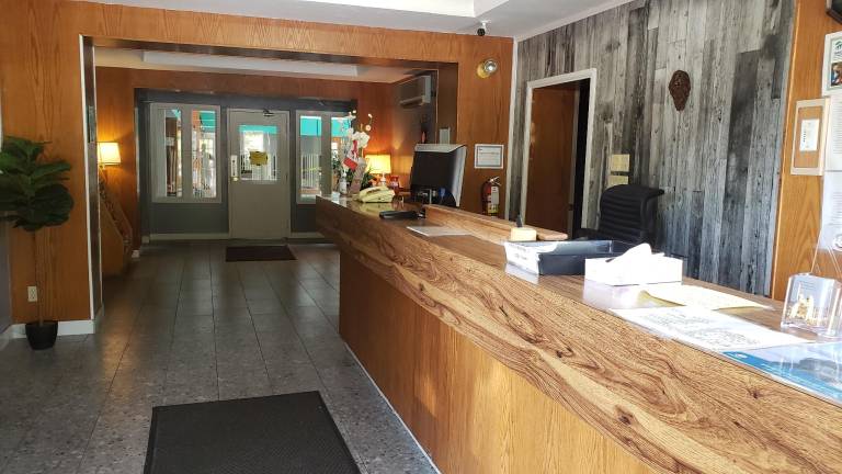 Best Value Inn & Suites — photo 3