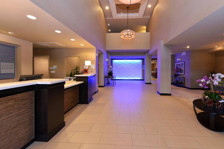 Holiday Inn Express & Suites Indio - Coachella Valley By IHG — photo 2