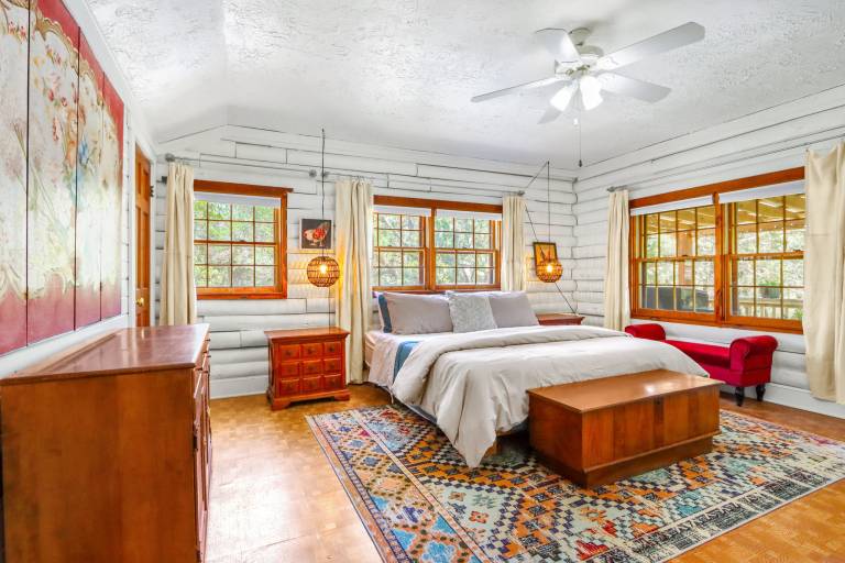 Creekside Vista Escape - Cabin — photo 4