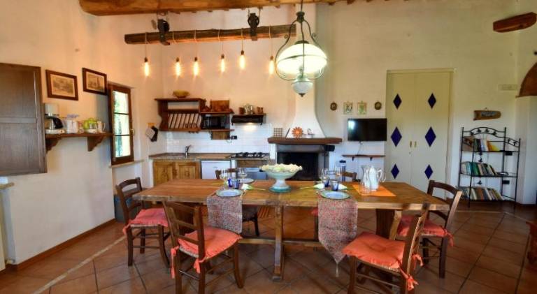 Pleasant farm with pool, patio & barbeque | Dogs allowed — photo 2