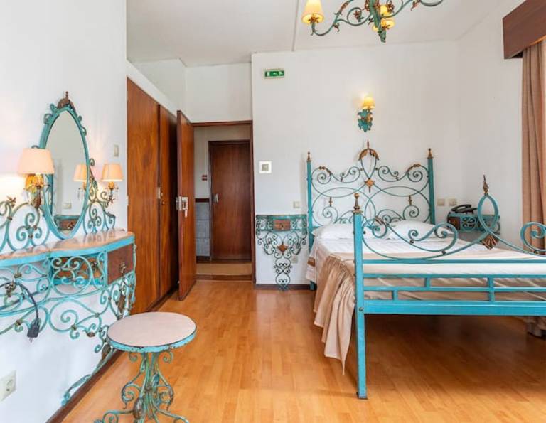 Private room  São João da Madeira