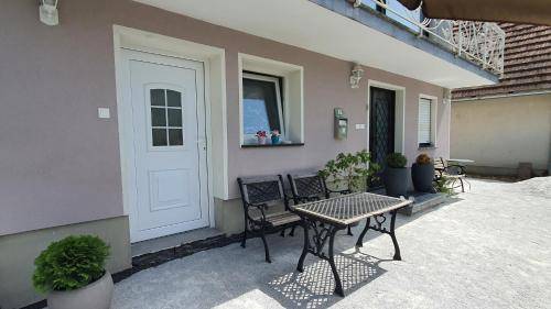 Bed & Breakfast  Laibach