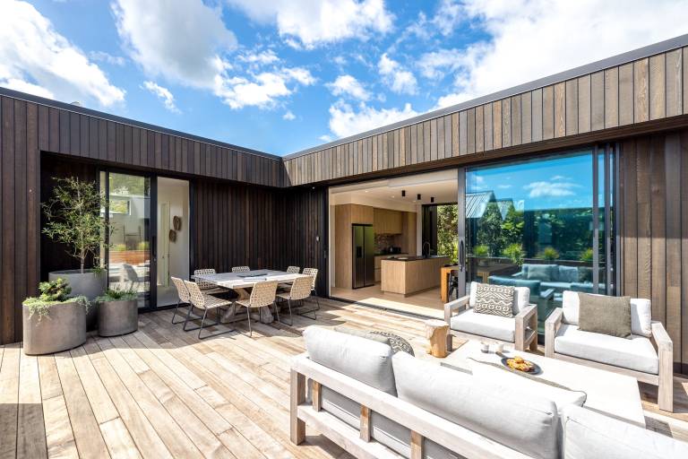 House Onetangi