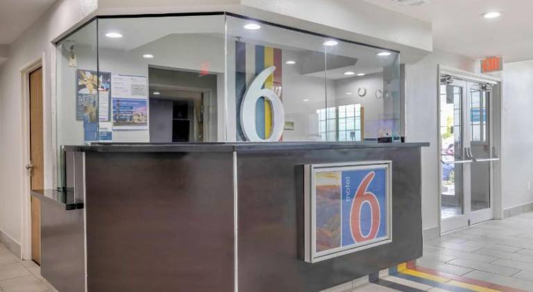 Motel 6 Fort Worth, TX - Burleson — photo 2