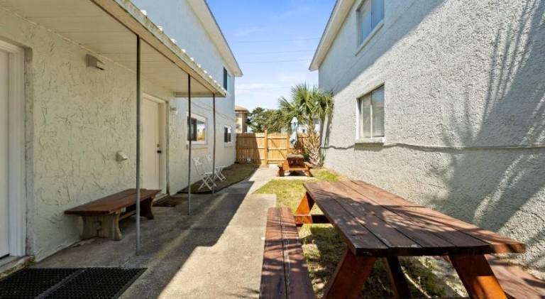 Vacation home | Close to the beach | Pets allowed — photo 4