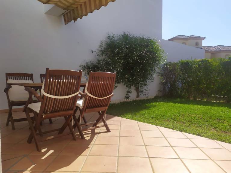 Villa with barbecue, patio & yard — photo 2