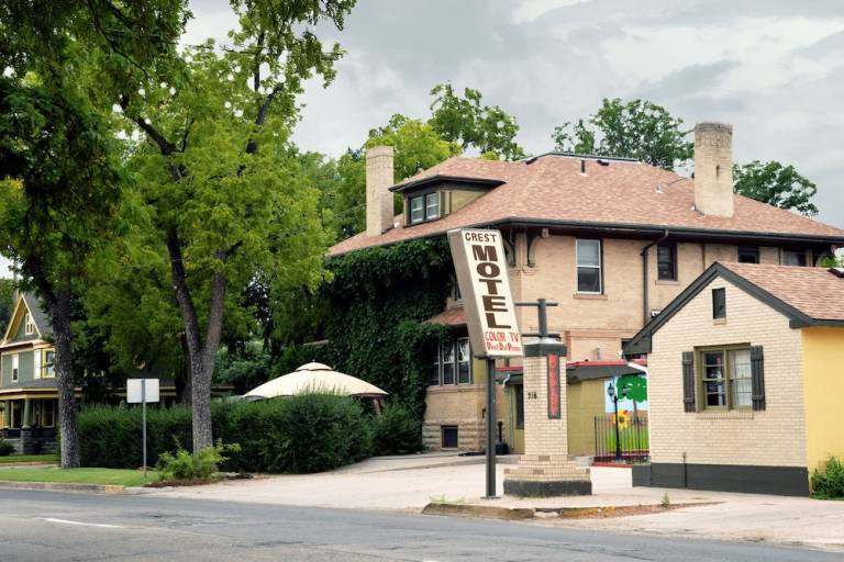 Motel  Sterling